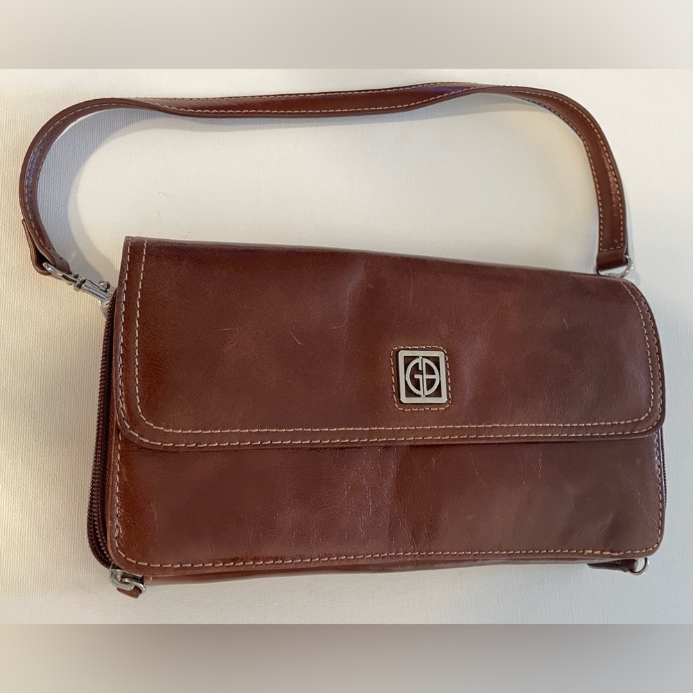 Light Brown Leather Small Purse Lots of Storage
